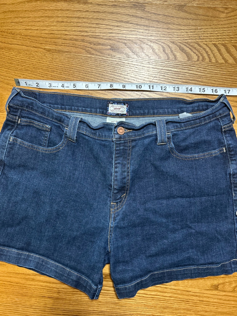 Women’s Levis 515 Shorts Dark Wash Size 16 - Picture 5 of 7
